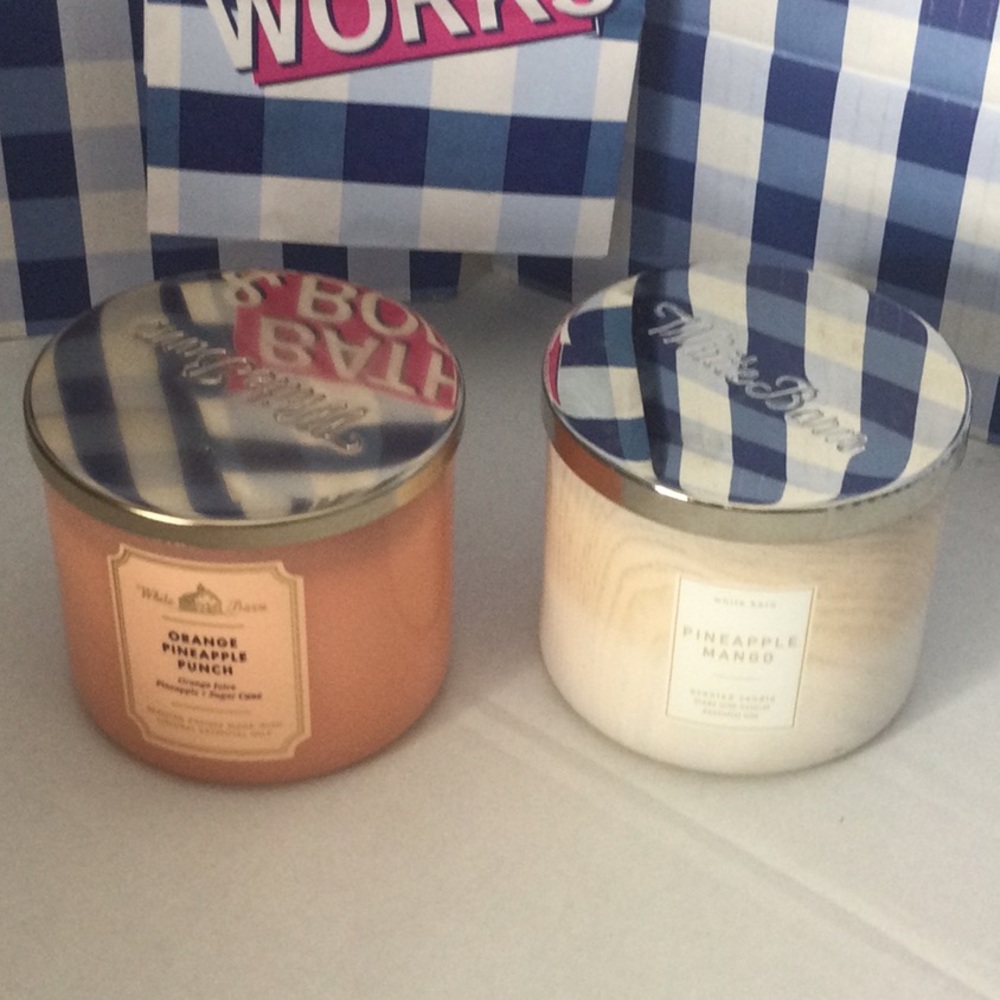 White Barn, Bath and Body Works 3 Wick Candle Bundle